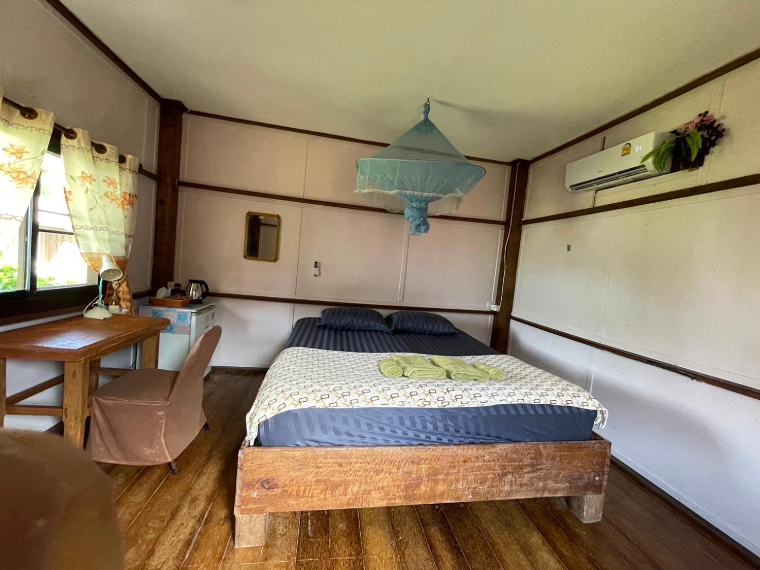 Happy Days Resort Koh Mak Esterno foto